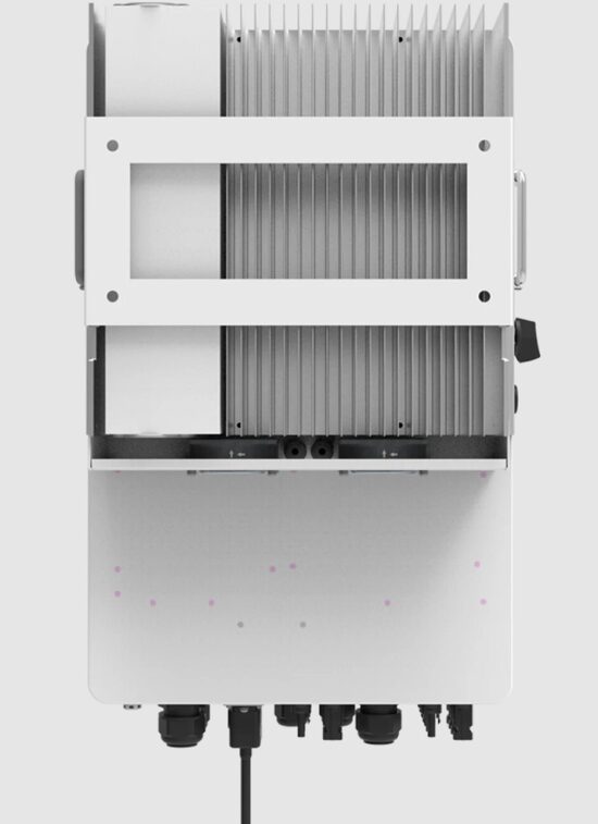 Deye 8kW SUN-8K-SG01HP3-EU-AM2 Hybrid HV 3 phase inverter